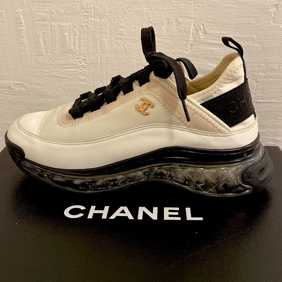 - CHANEL 23C Sport Trainer - Clear Bottom •Calfskin • Mixed Fibers• Velvet - Picture 3 of 8